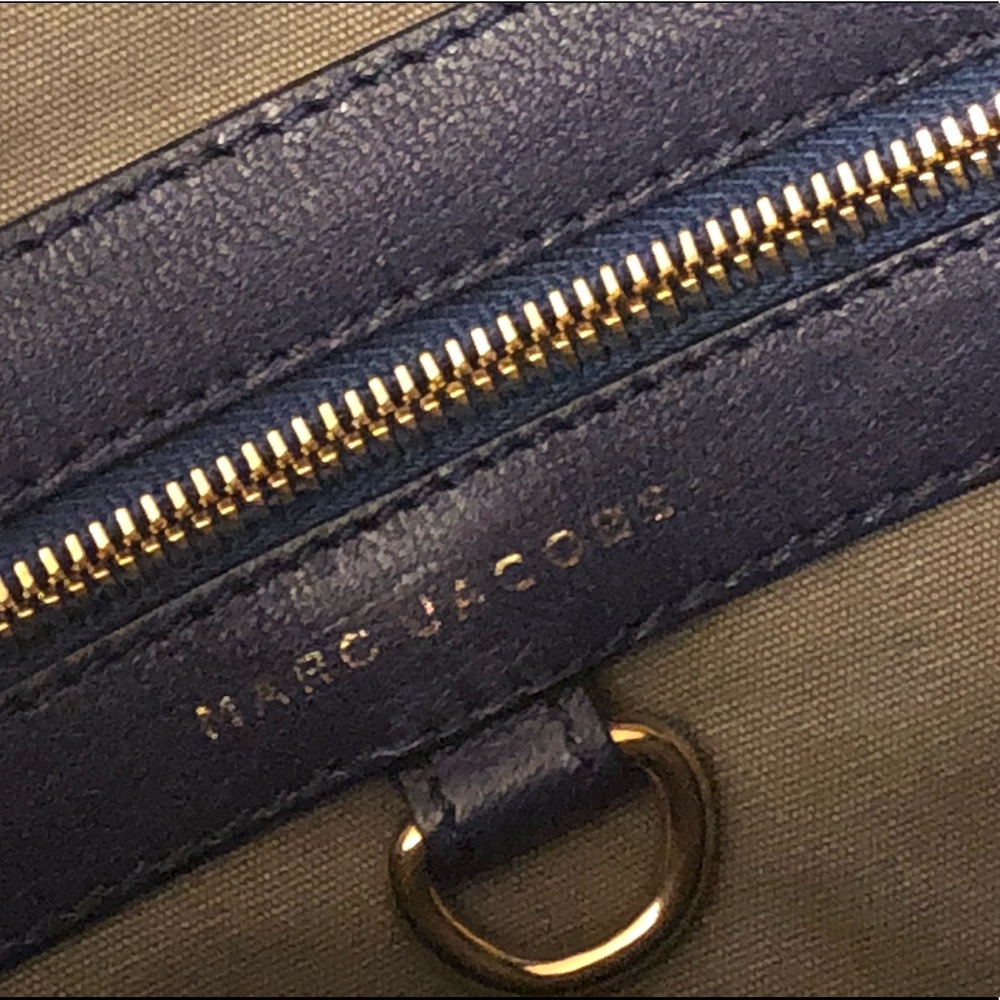 ❤️HP❤️ Marc Jacobs w/ Leather Blue Quilted Handbag - Picture 6 of 8
